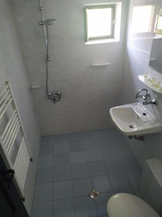 Hotel Dedovite Kashti Stefanovo  Esterno foto